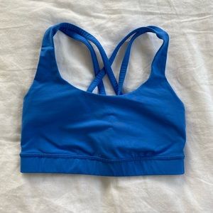 Lululemon energy bra size 4